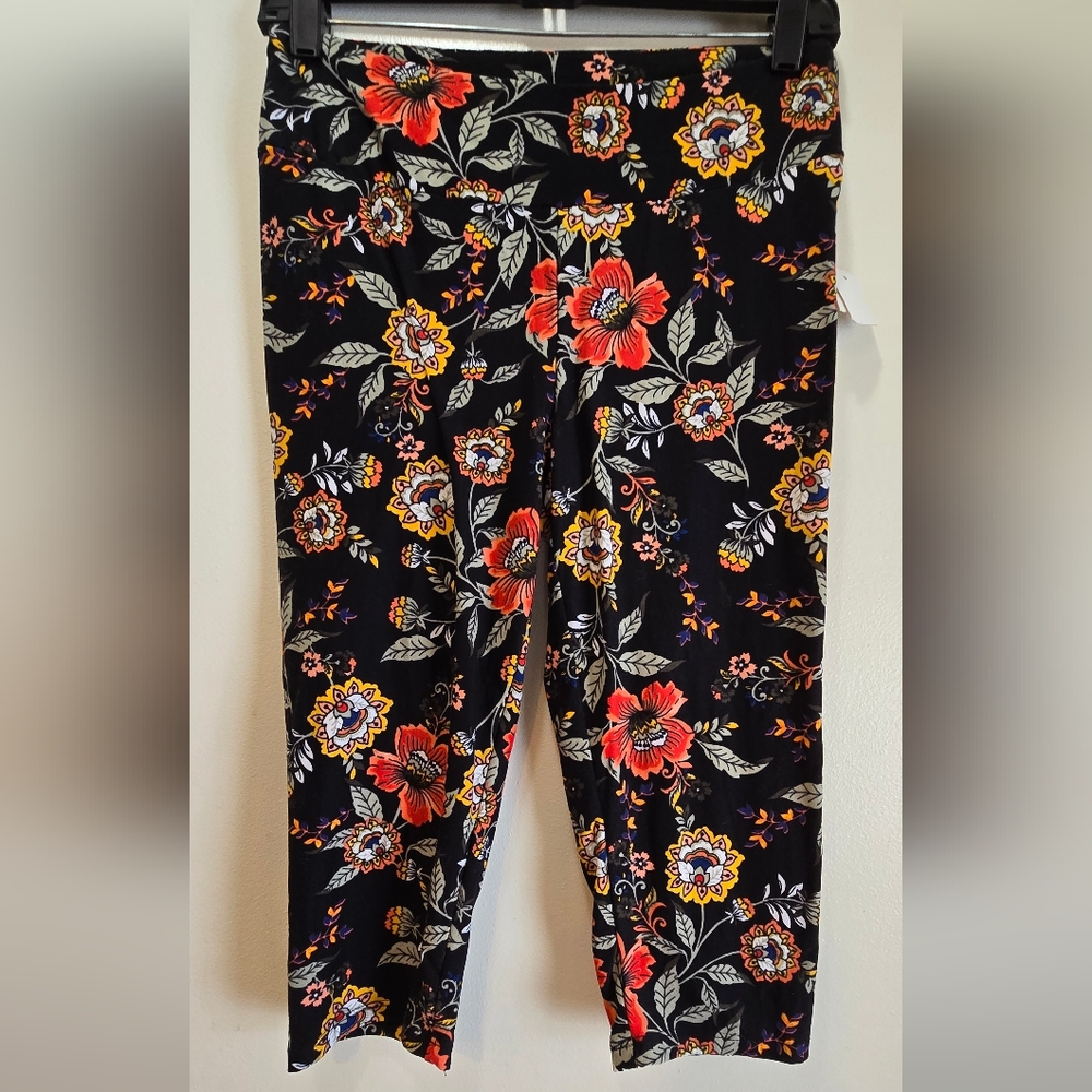 Ultra Flirt Floral Print Women's Bermudas